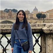 Insegnante Laureata in Lingue offre lezioni private di italiano